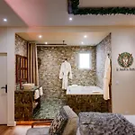 Suite romantique avec balnéo - Le Jardin de Freya